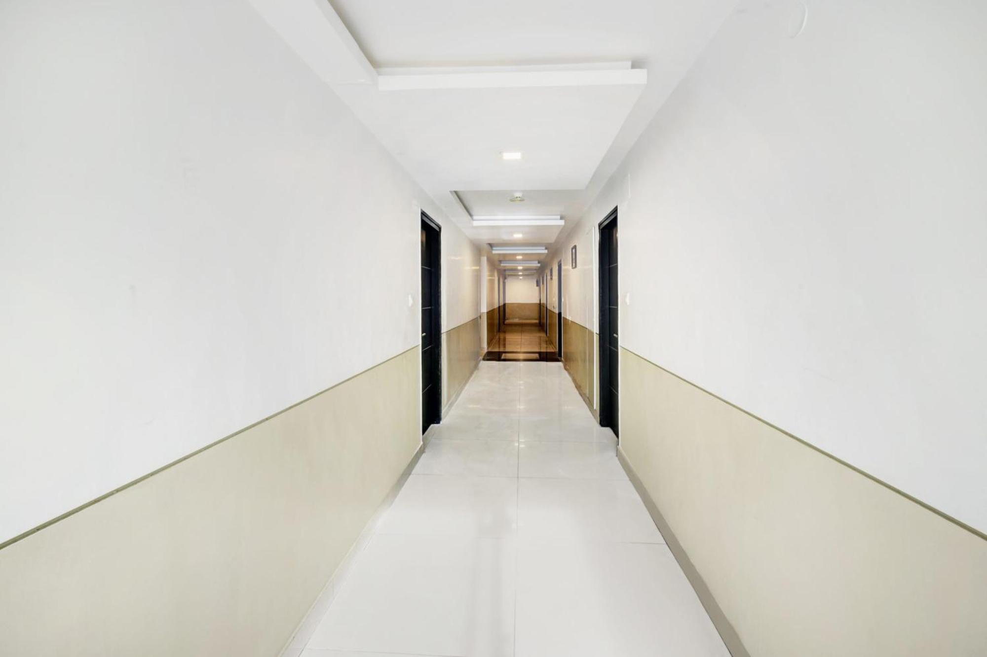 Townhouse City Center Near Mysore Palace Formerly Aavass Inn المظهر الخارجي الصورة