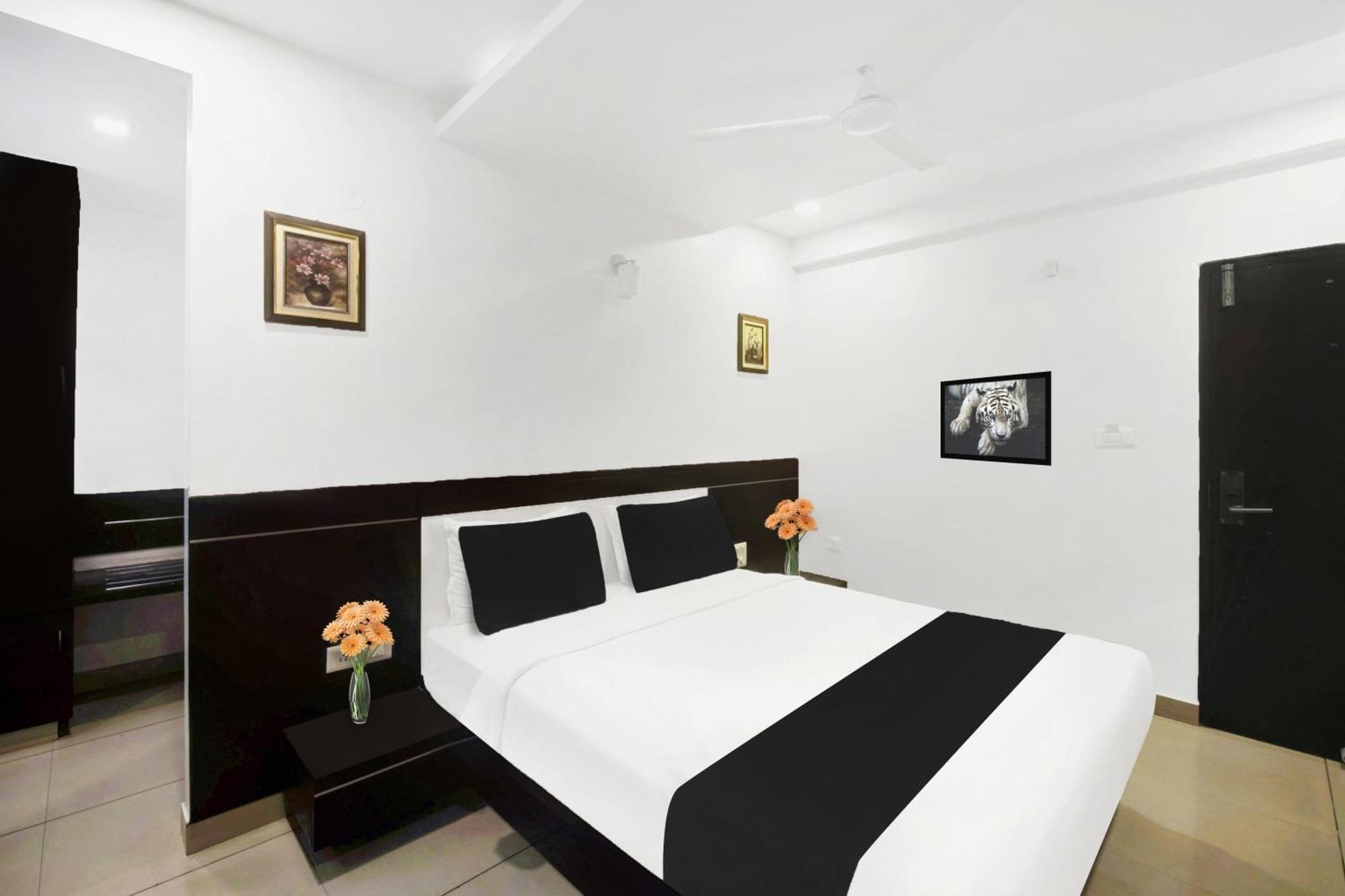 Townhouse City Center Near Mysore Palace Formerly Aavass Inn المظهر الخارجي الصورة