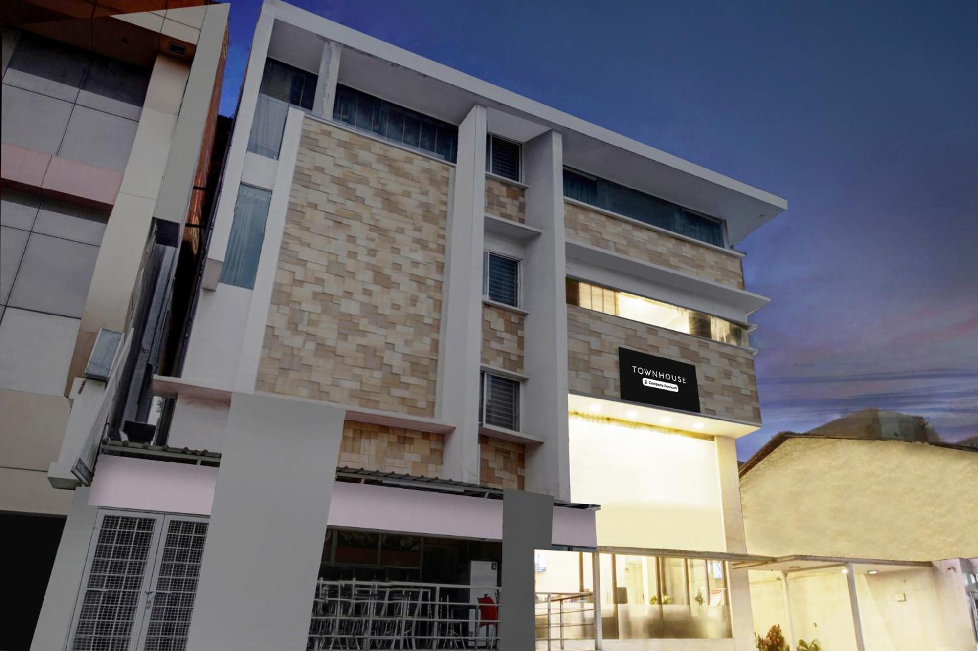 Townhouse City Center Near Mysore Palace Formerly Aavass Inn المظهر الخارجي الصورة
